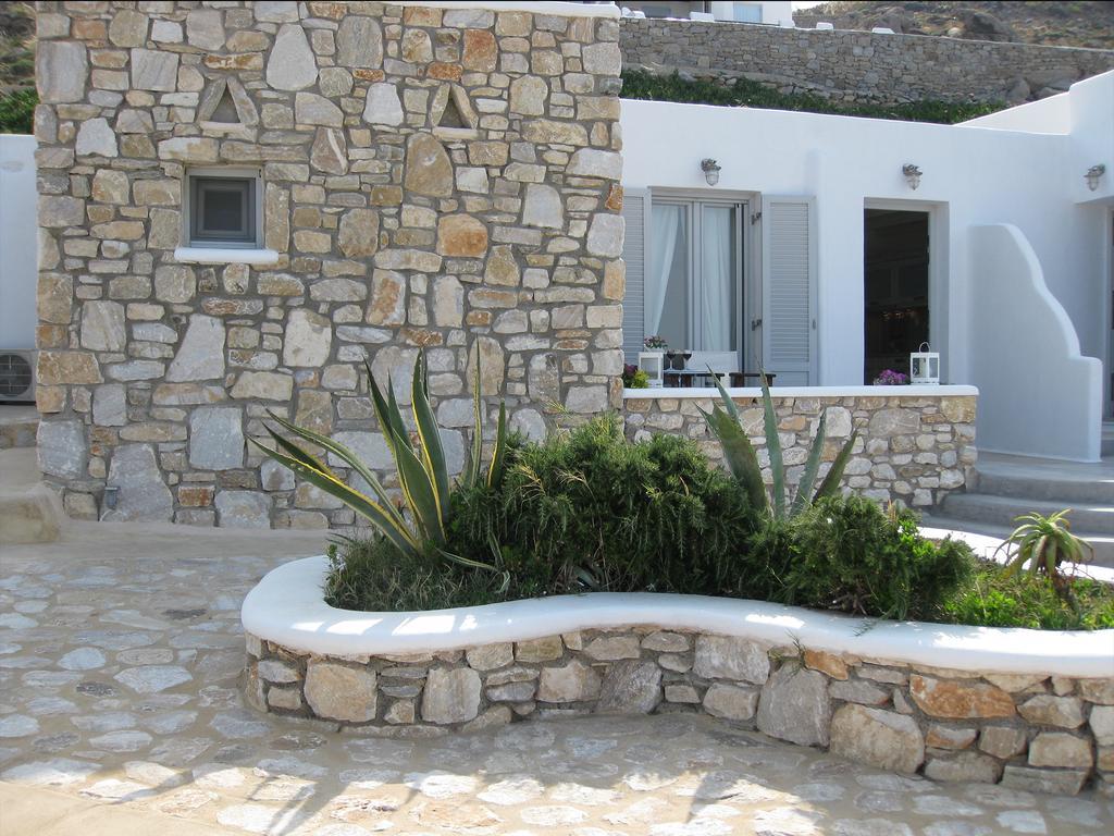 Lavish Suites Agios Ioannis Diakoftis Bagian luar foto